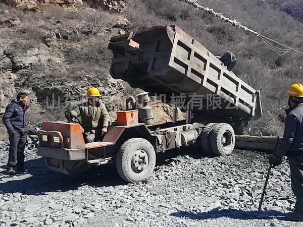 铁矿8吨矿用运输车